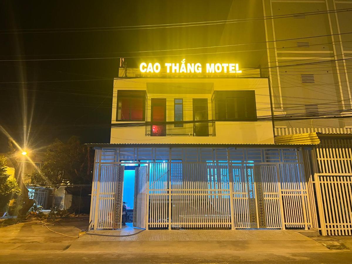 Nha Nghi Cao Thang Bac Lieu 外观 照片
